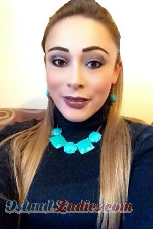 151590 - Yudy Age: 48 - Colombia