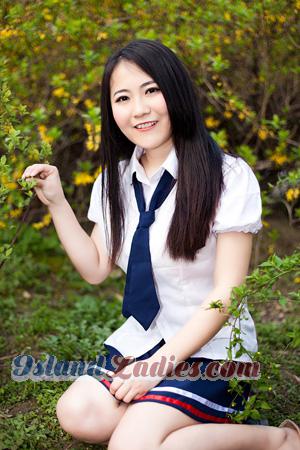 155167 - Huihui Age: 34 - China