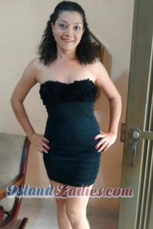 157152 - Akira Age: 49 - Colombia