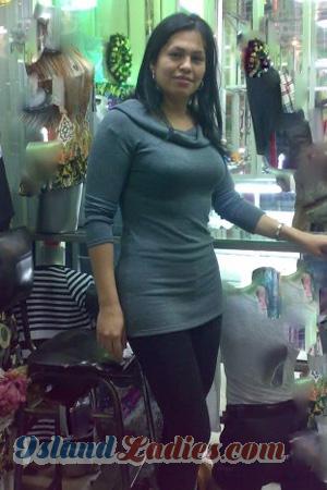 157703 - Andrea Age: 50 - Colombia