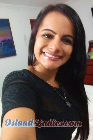 161206 - Yinibeth Age: 48 - Colombia