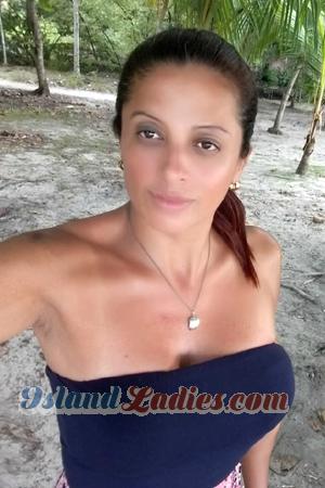 169794 - Nayu Age: 44 - Costa Rica