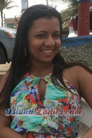 170303 - Karina Age: 42 - Colombia