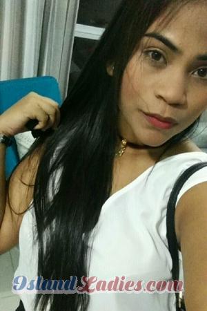 172003 - Maria Laura Age: 29 - Colombia