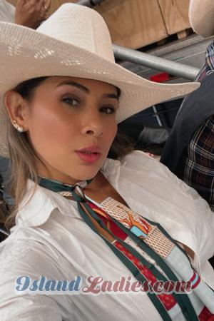 179779 - Solangie Age: 37 - Colombia