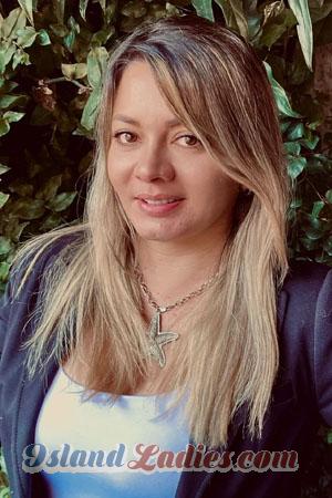 179788 - Giselli Cristina Age: 45 - Colombia