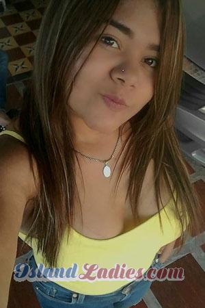 179794 - Karolay Age: 28 - Colombia