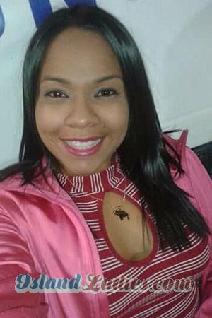 180623 - Angelica Age: 35 - Colombia