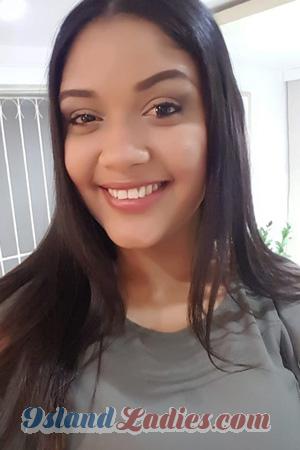 181043 - Andrea Age: 35 - Colombia