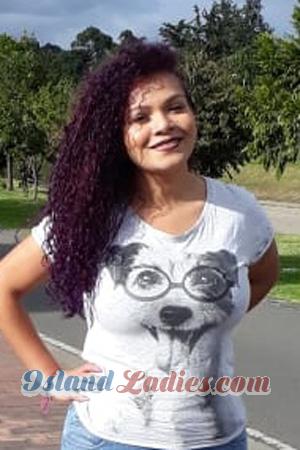 181313 - Lizeth Age: 32 - Colombia