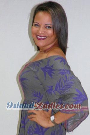 181827 - Aracely Age: 45 - Costa Rica