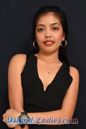 187505 - Mariane Age: 28 - Philippines