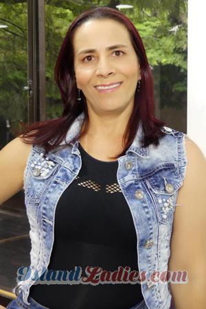 190202 - Liliana Age: 54 - Colombia