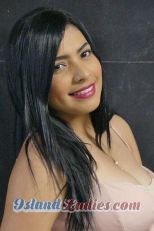 191920 - Thalia Age: 28 - Colombia