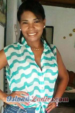 192064 - Leandra Age: 35 - Venezuela