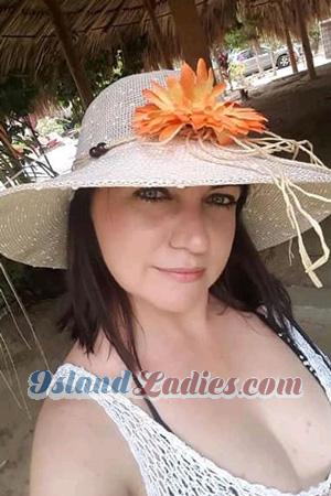 193139 - Yuleimis Age: 40 - Colombia