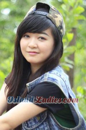 193496 - Thi Cuc Thuong Age: 33 - Vietnam