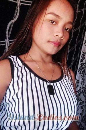 194840 - Rosalia Age: 26 - Philippines