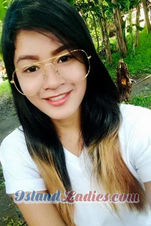 199628 - Rose Age: 25 - Philippines