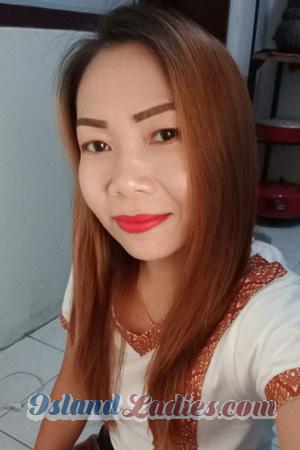 199888 - Raveewan Age: 45 - Thailand