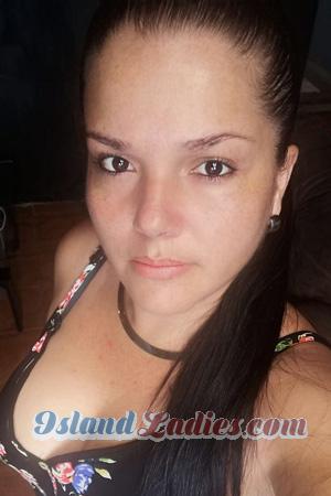 202790 - Yorleny Age: 44 - Costa Rica