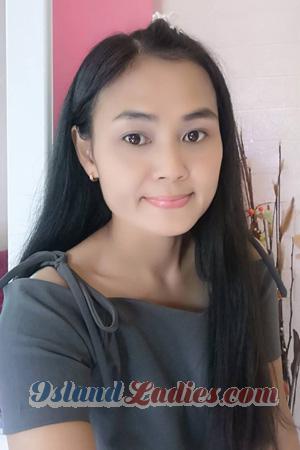 203878 - Namfon Age: 47 - Thailand