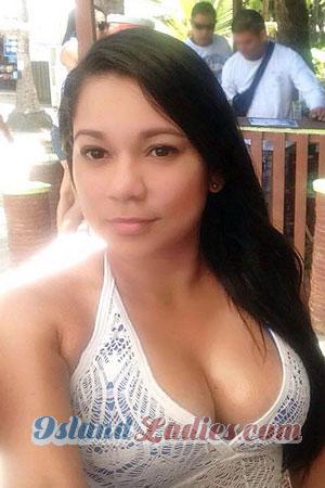 204342 - Arlen Age: 42 - Costa Rica