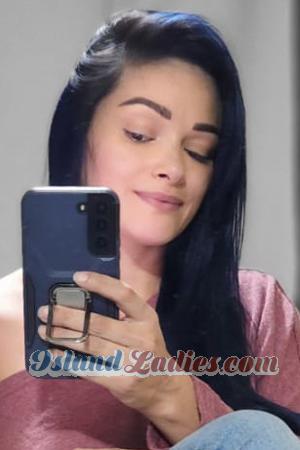 204734 - Made Age: 39 - Costa Rica