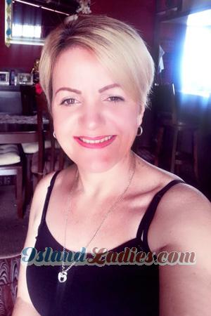 204757 - Ruth Age: 55 - Costa Rica