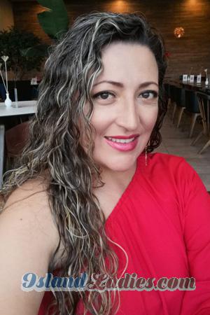 205749 - Yasmin Aleyda Age: 44 - Colombia