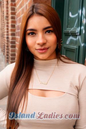 205924 - Melissa Age: 30 - Colombia