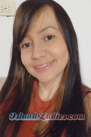 207944 - Jakelin Age: 51 - Colombia