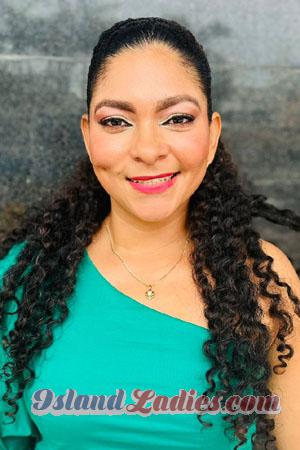 209839 - Andrea Age: 36 - Colombia