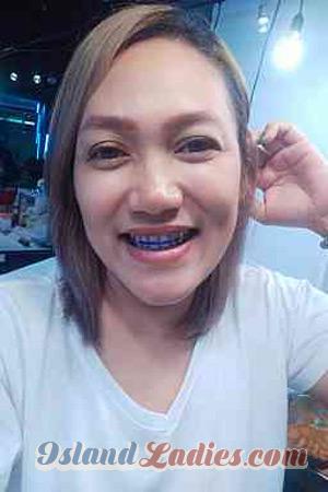 211513 - Jiraporn Age: 43 - Thailand