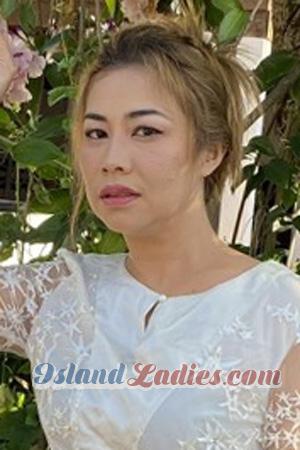 211585 - Anocha Age: 48 - Thailand