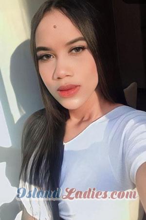 212142 - Adriana Age: 23 - Colombia