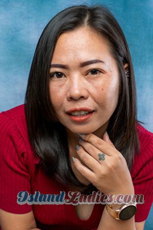 215699 - Orawan Age: 37 - Thailand