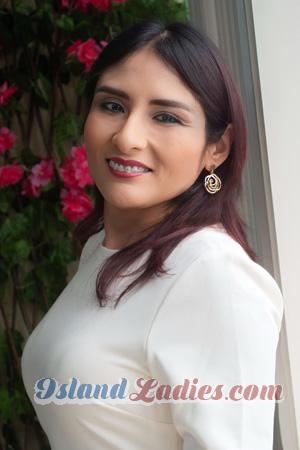 217121 - Betty Age: 38 - Peru