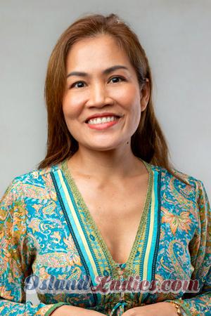 218544 - Tewee Age: 44 - Thailand