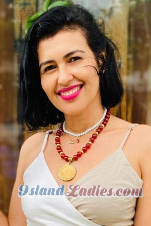 219492 - Yisela Age: 44 - Colombia