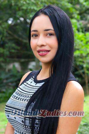 220024 - Carolina Age: 29 - Colombia