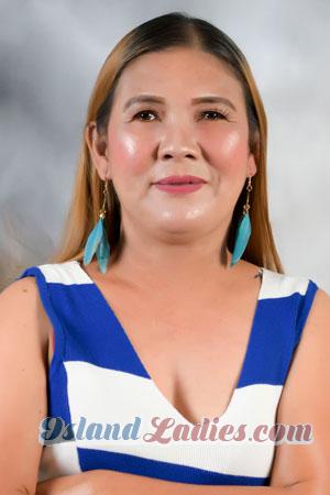 220527 - Rio Luna Age: 45 - Philippines