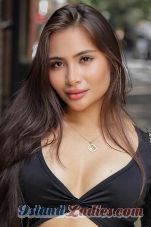 220925 - Angie Age: 23 - Colombia