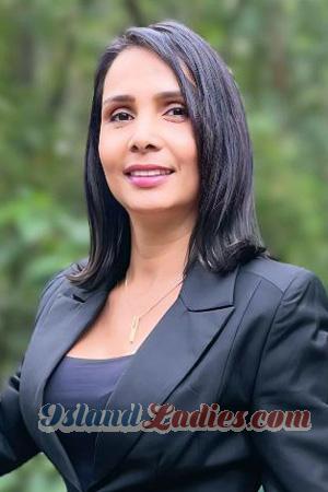 221233 - Andrea Age: 51 - Colombia