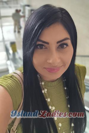 221796 - Keydi Age: 38 - Costa Rica