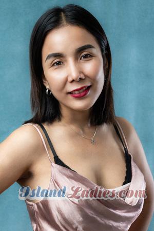 222388 - Siriraiya Age: 42 - Thailand