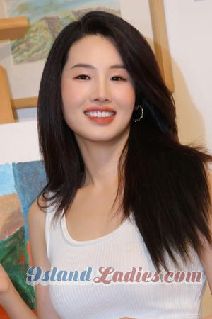 225301 - Lina Age: 44 - China