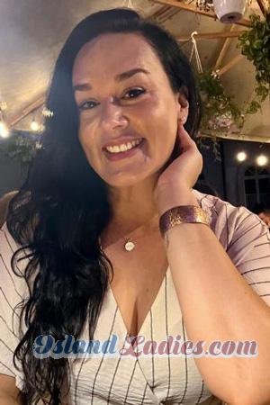 226555 - Kate Age: 43 - Costa Rica