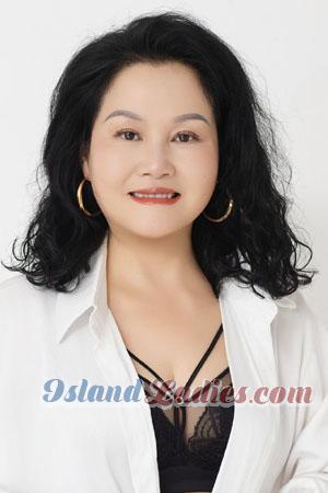 227229 - Isabelle Age: 56 - China