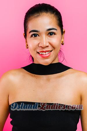 227625 - Chunrudee Age: 38 - Thailand